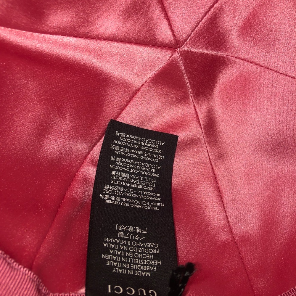 Authentic suede Gucci hat - Picture 2 of 6